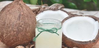 Ways to Use Coconut Oil for Healthy Hair Ways to Use Coconut Oil for Healthy Hair - The Makeup and Beauty