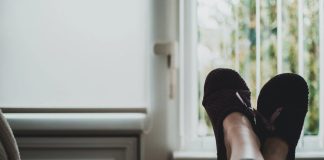 Best Tips On How to Wear Stylish Slides Stylish Slides