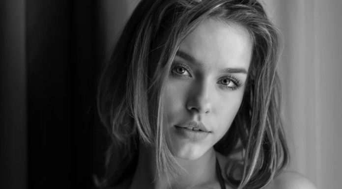 Five Ways to Look Polished for a Business Dinner Business Dinner