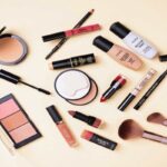 X Gifts for the Makeup-Lovers in Your Life makeup lovers